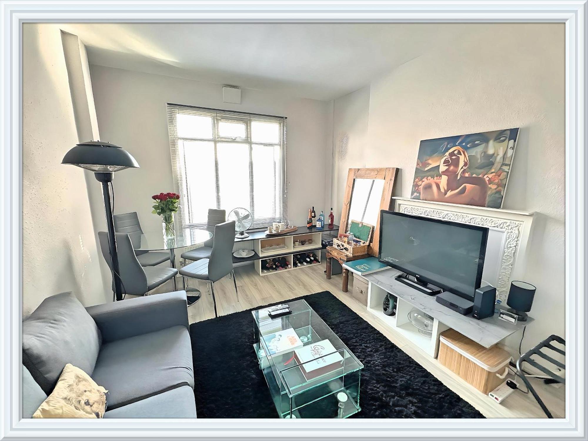 Quarto em Acomodações Particulares Brixton Hill Retreat Modern And Cosy Londres
